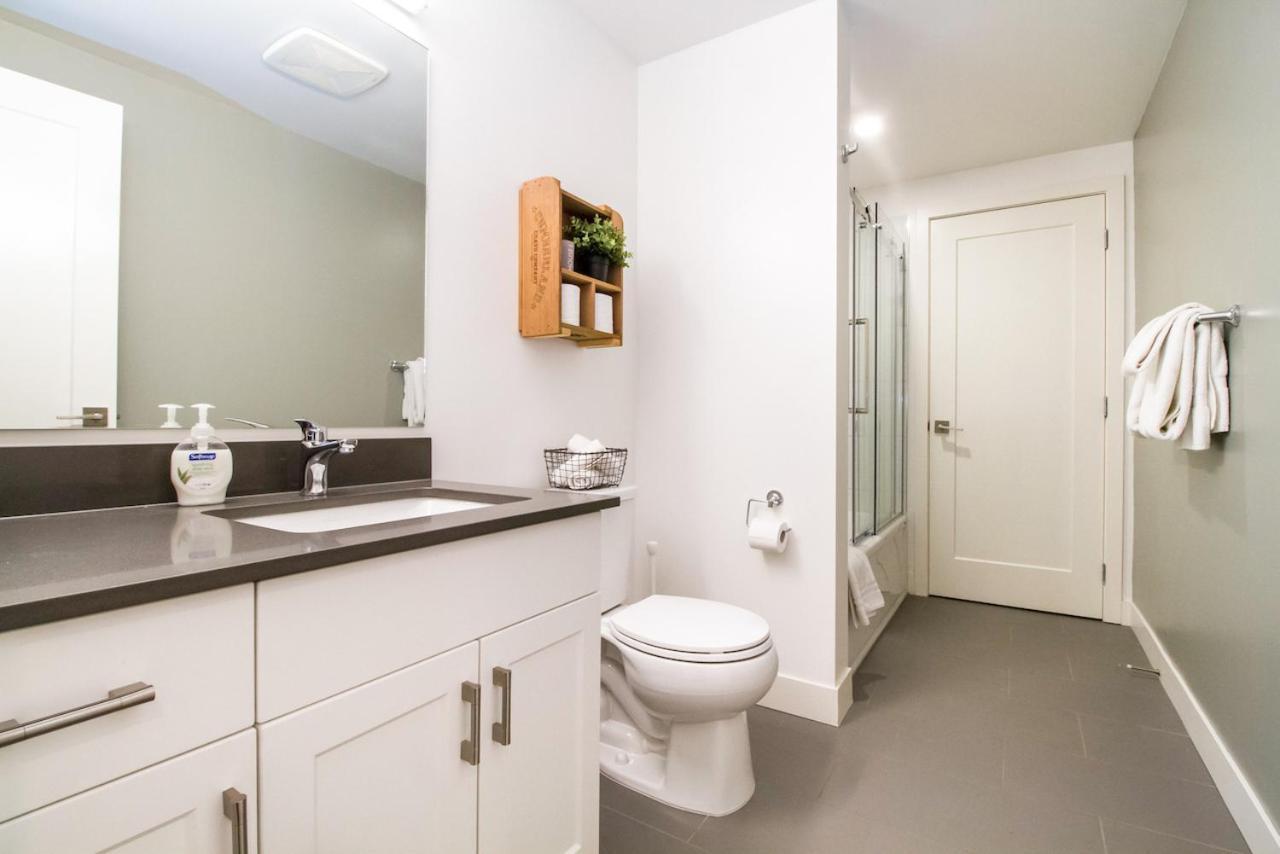 Revelstoke Retreat By Revelstoke Vacations Apartment Ngoại thất bức ảnh