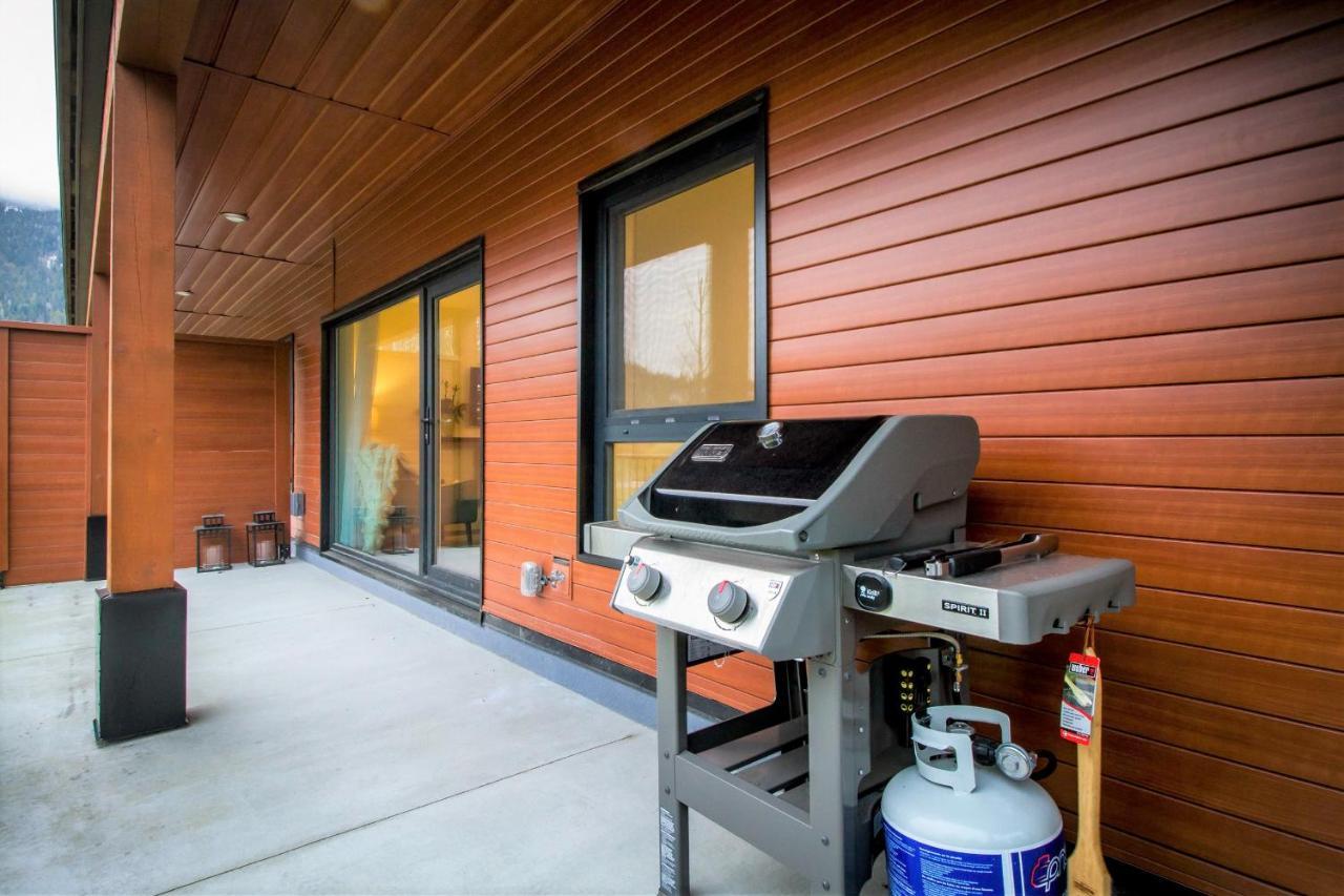 Revelstoke Retreat By Revelstoke Vacations Apartment Ngoại thất bức ảnh